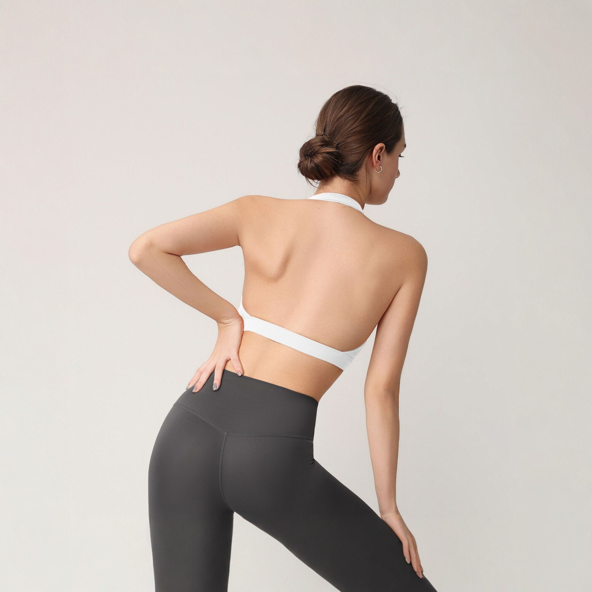 女性用ホルターネックスポーツブラ、固定パッド付き、耐衝撃＆プ - Sports Bra Racerback のレビューと価格